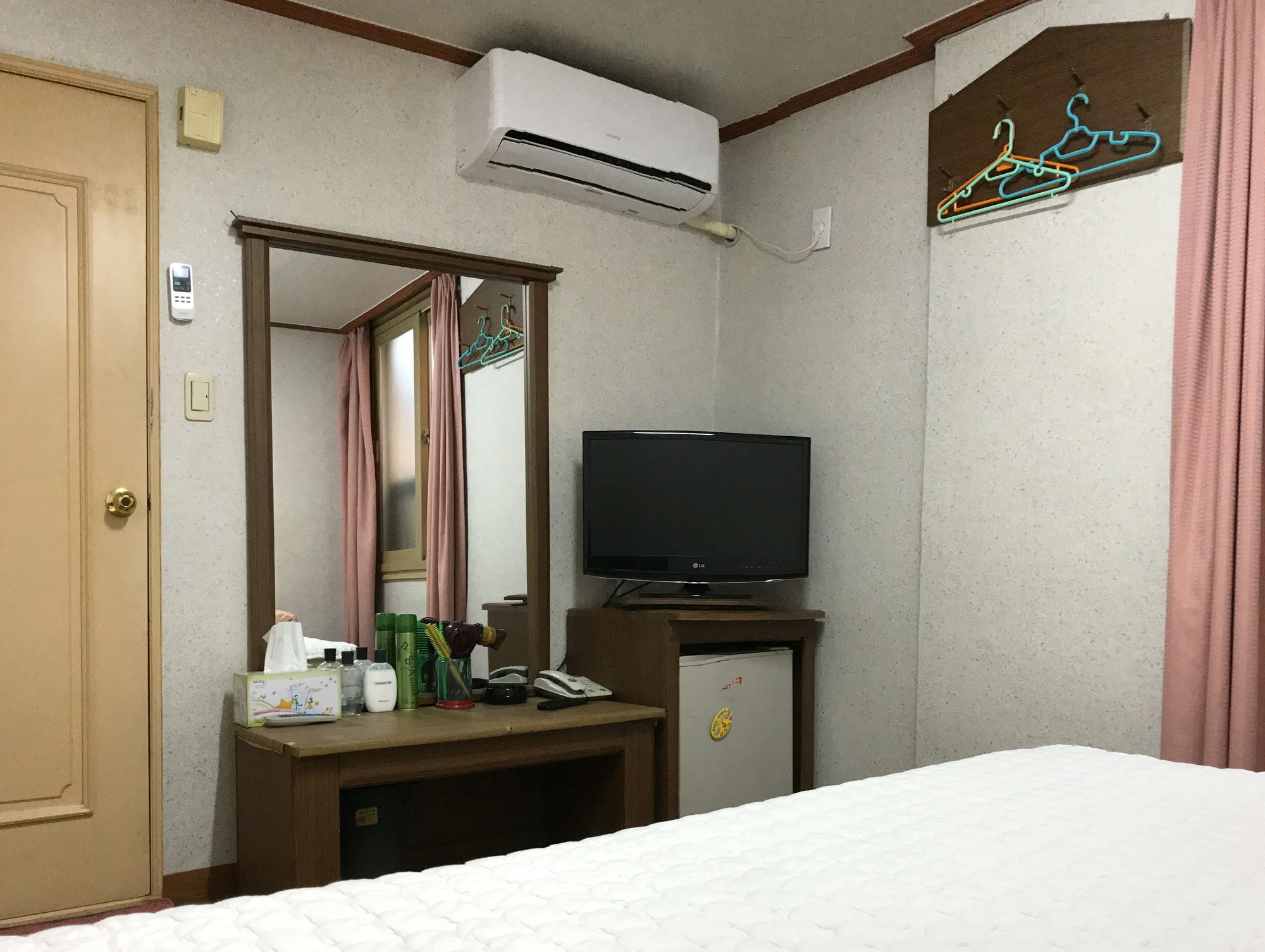 J Motel Busan Exteriör bild